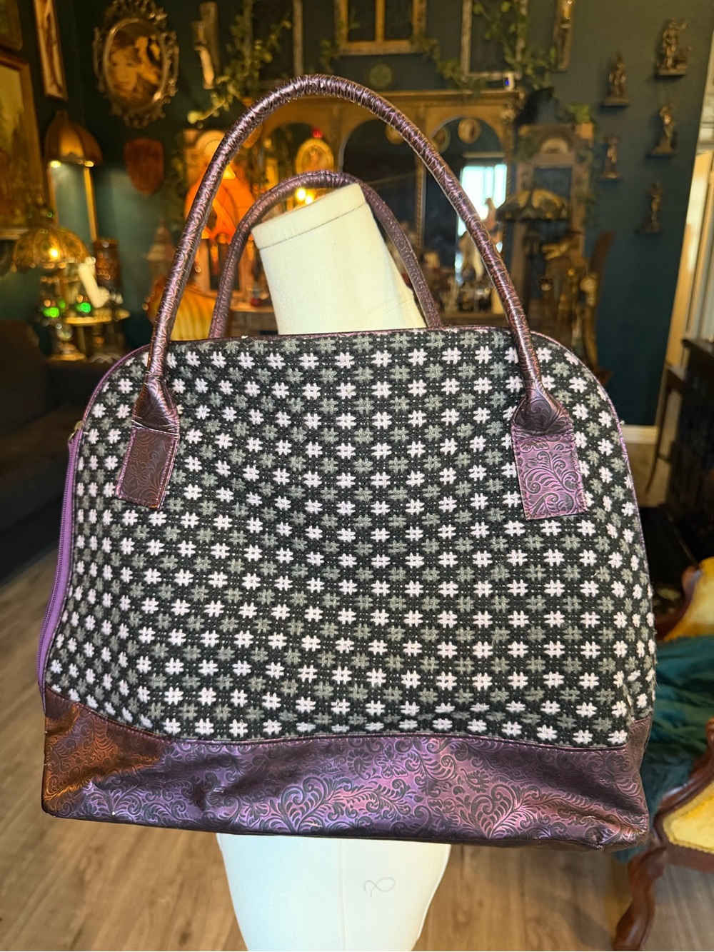 Taylor Swift Wonderstruck Purple Weekender Bag – Limited Edition Tote
